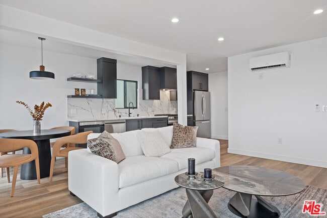 Photo - 3305 Ocean Front Walk Unit 2