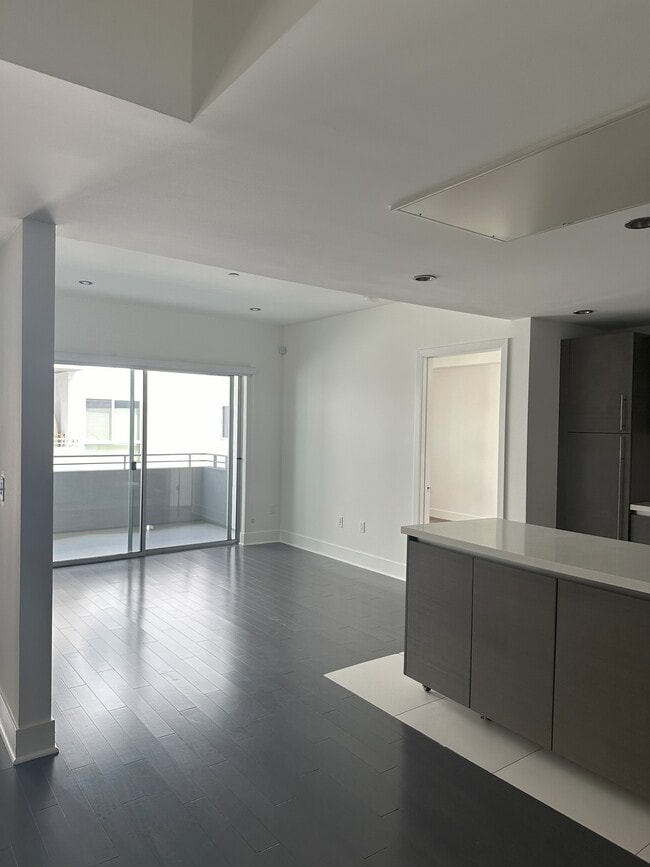 Photo - 1730 Sawtelle Blvd Unit 212