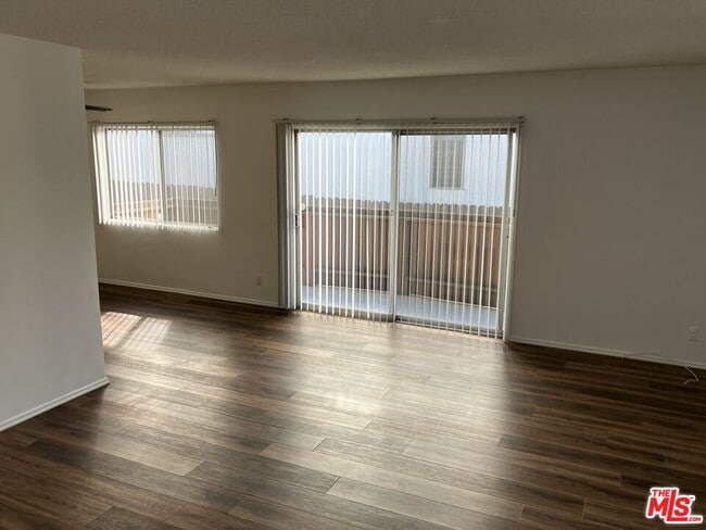 Photo - 11707 Kiowa Ave Unit 1