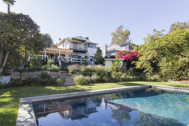Photo - 2150 Moreno Dr