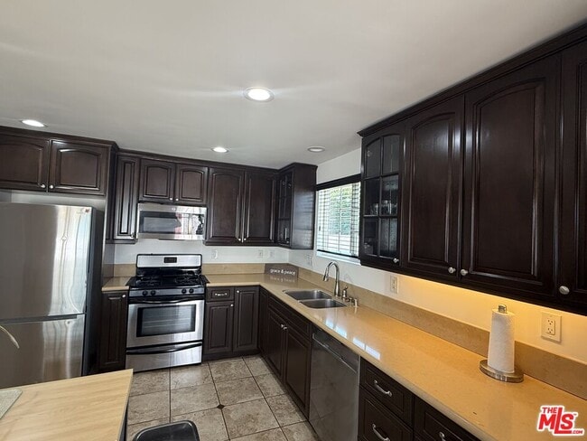 Photo - 8701 Kittyhawk Ave