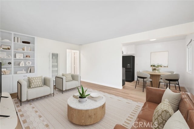 Photo - 121 E Bay St