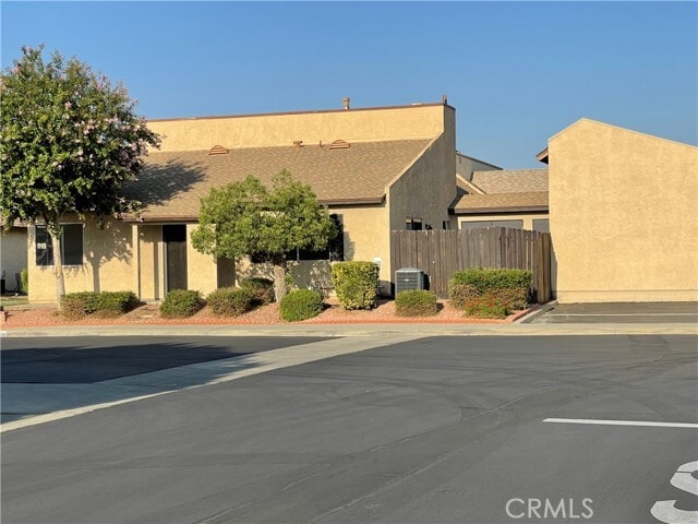 Building Photo - 29194 Murrieta Rd Rental