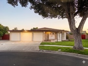 Photo - 203 N Royal Pl