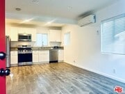 Photo - 1231 E Harvard St