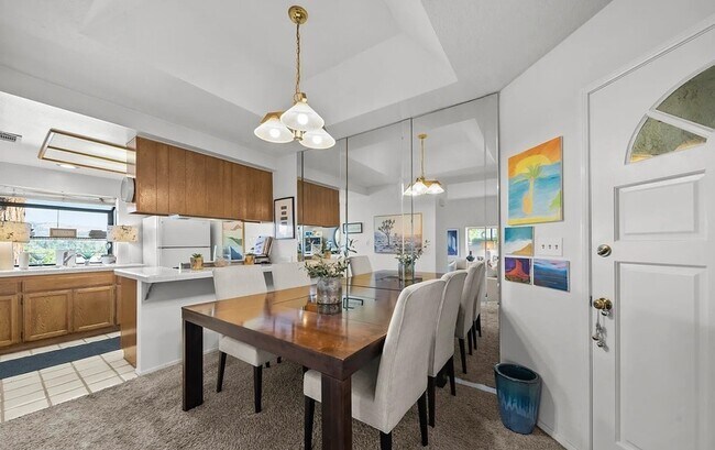Photo - 5738 Skyview Way Unit F