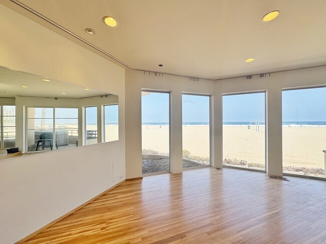 Photo - 3505 Ocean Front Walk Unit 3505