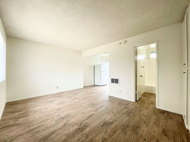 Photo - 1026 S Tremont St Unit 8