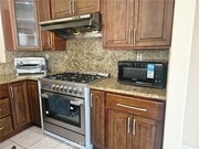 Photo - 2074 Lakeshore Dr