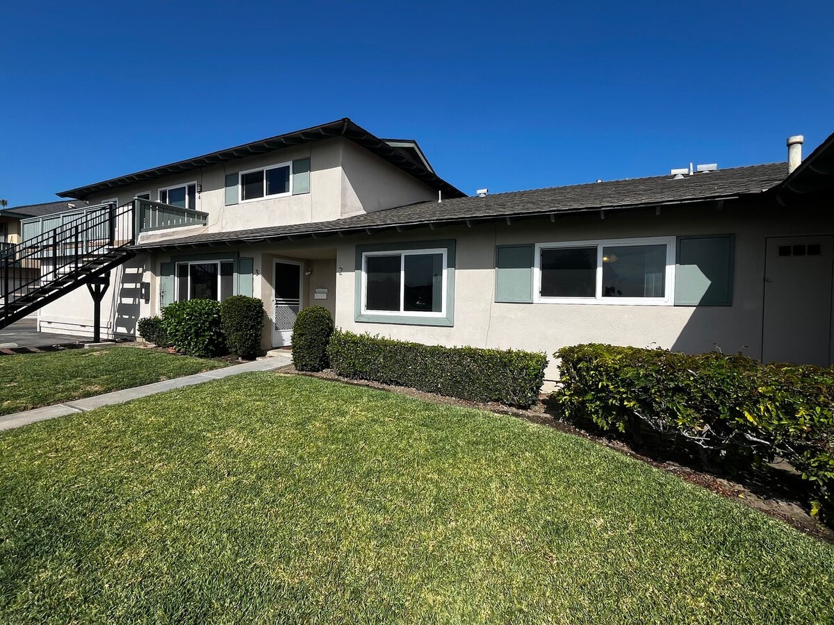 Photo - 16581 Sabot Ln Unit 16581 Sabot #2