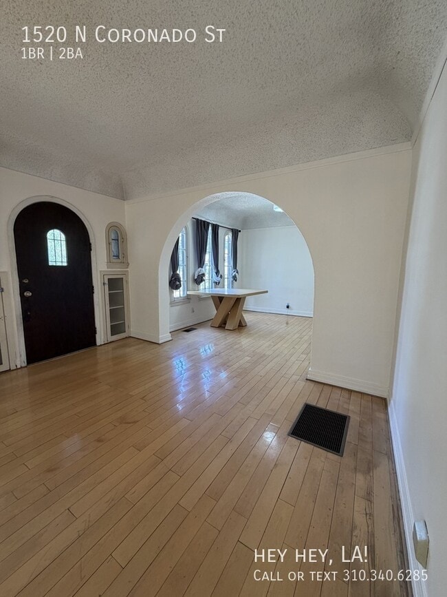 Photo - 1520 N Coronado St