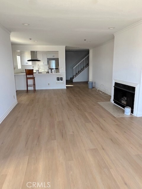 Photo - 535 Esplanade Unit 305