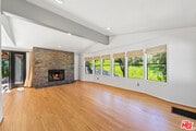 Photo - 26322 Fairside Rd House