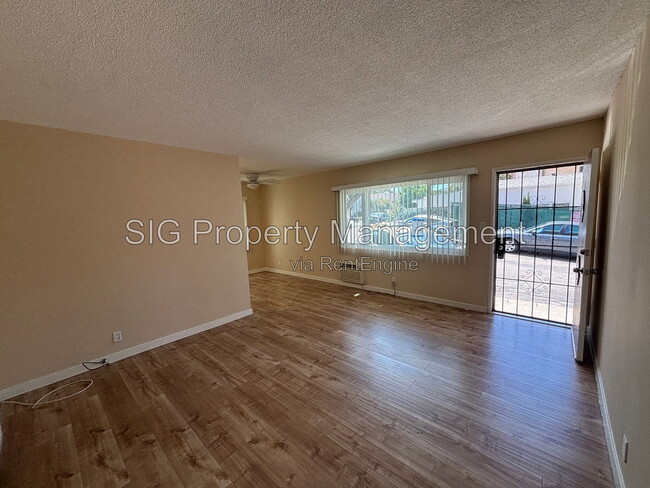 Photo - 10237 Commerce Ave Unit 1