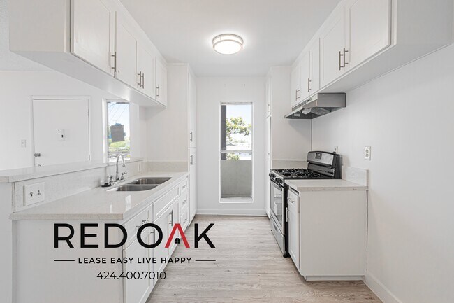 Photo - 700 Glenway Dr Unit 7