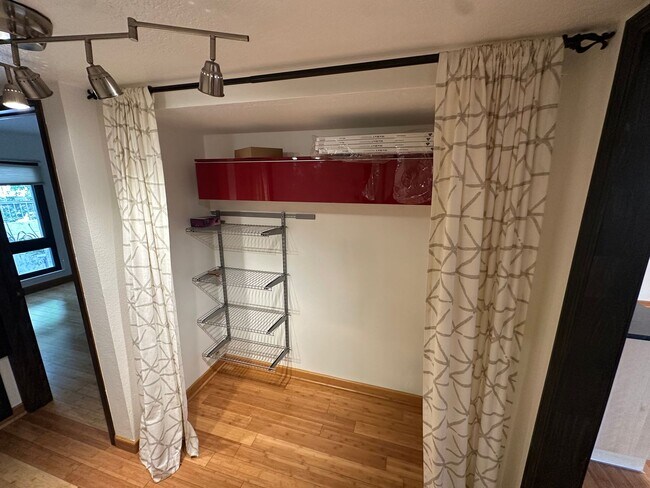 Photo - 2Bed/2Bath Corner Condo with Resort Amenities in Playa Del Rey