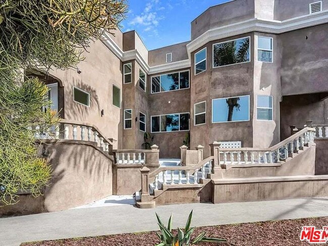 Photo - 220 S Hoover St Condo Unit 1/2