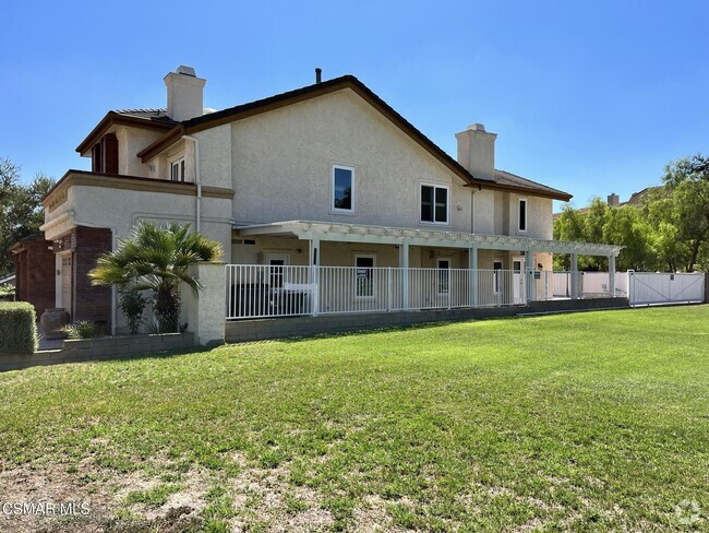Building Photo - 29160 Oakpath Dr Rental