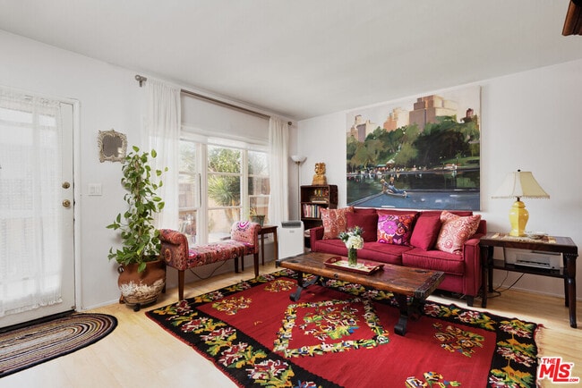 Photo - 1621 Centinela Ave Unit B