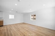 Photo - 1049 Yarmouth Ave