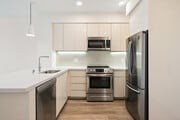 1BR, 1BA - 690SF - Kitchen - NEXEN