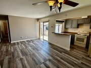 Photo - 1 Bed/1 Bath Condo With Bonus Room Unit H