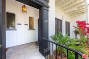 Photo - 1010 S Point View St