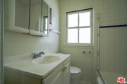 Photo - 8551 Holloway Dr Unit 1