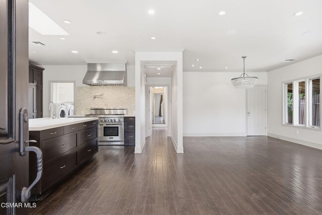 Photo - 732 N Alta Vista Blvd