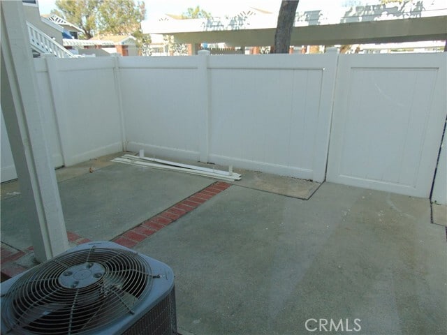 Building Photo - 163 Tarocco