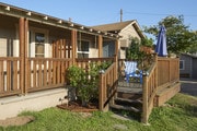 Main entrance - 4522 Alumni Ave House