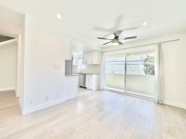 Photo - Eighty Six Eighteen Whitworth