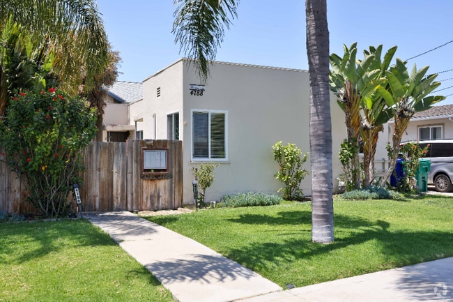 Building Photo - 4788 W Mountain View Dr Rental