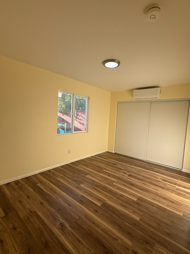 Photo - 914 N 4th Ave