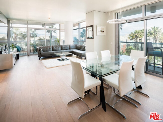 Photo - 13650 Marina Pointe Dr Unit 607