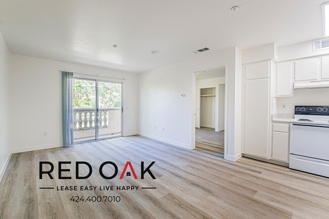 Building Photo - 32325 S Pasadena St