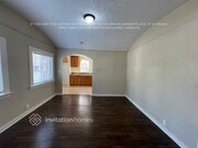 Photo - 2627 S Dunsmuir Ave