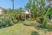 Photo - 809 S Muirfield Rd House
