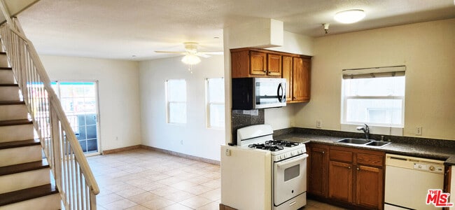 Photo - 1922 Crenshaw Blvd Unit 5