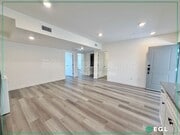 Photo - 10505 Hawthorne