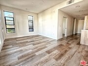 Photo - 723 S St Andrews Pl Unit 501