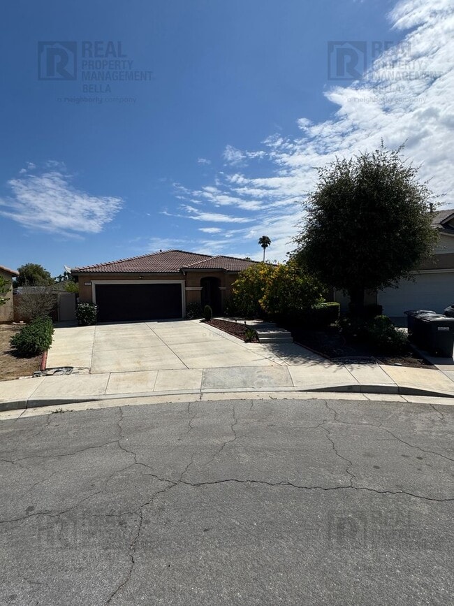 Building Photo - 31372 McKenna Ct