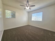 Guest Bedroom - Valley View Apartments