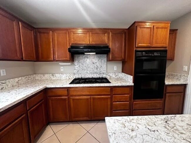 Photo - RARE 5 BEDROOMS in the BRIARWOOD Neighborh...