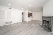 Photo - 1025 N Tippecanoe Ave Condo Unit #158