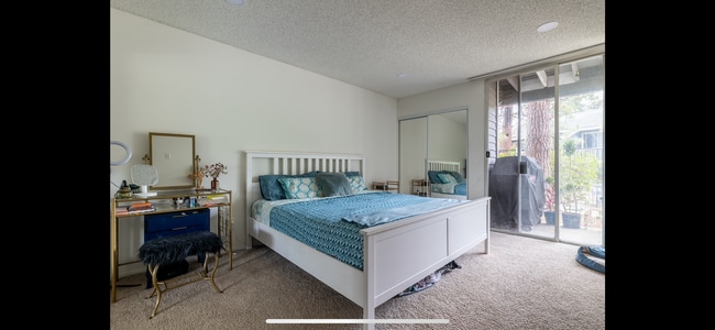 Photo - 25335 Pine Creek Ln Unit 25335 pine creek