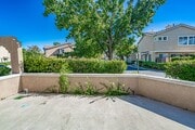 Photo - 4 Bedroom Oaklane Townhome in Santa Clarita!