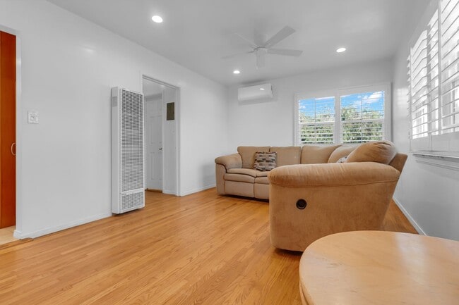 Photo - 1300 W 83rd Pl Unit 1