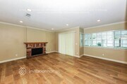 Photo - 11341 Rancho La Brea Dr House