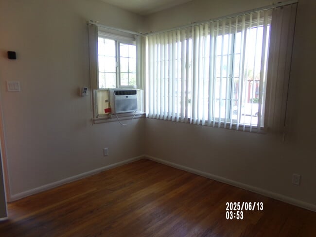 Photo - 11618 Riverside Dr